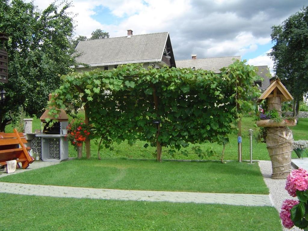 2 Studio & Apartment Cvetek Bohinj Zewnętrze zdjęcie